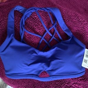 NWT lululemon free to be wild peak bra (a/b cup)